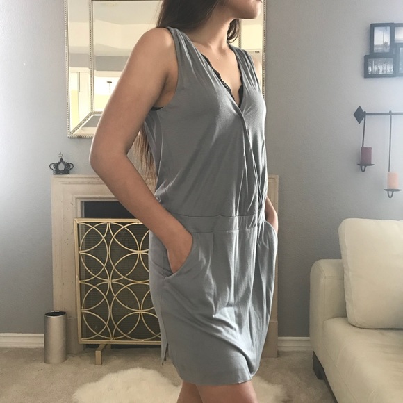 BEBE Sport Deep plunge Dress - Picture 1 of 6